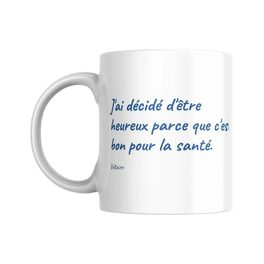 Mug blanc céramique 325ml avec illustration Arbre de vie bleu et citation de Voltaire. Vue côté citation