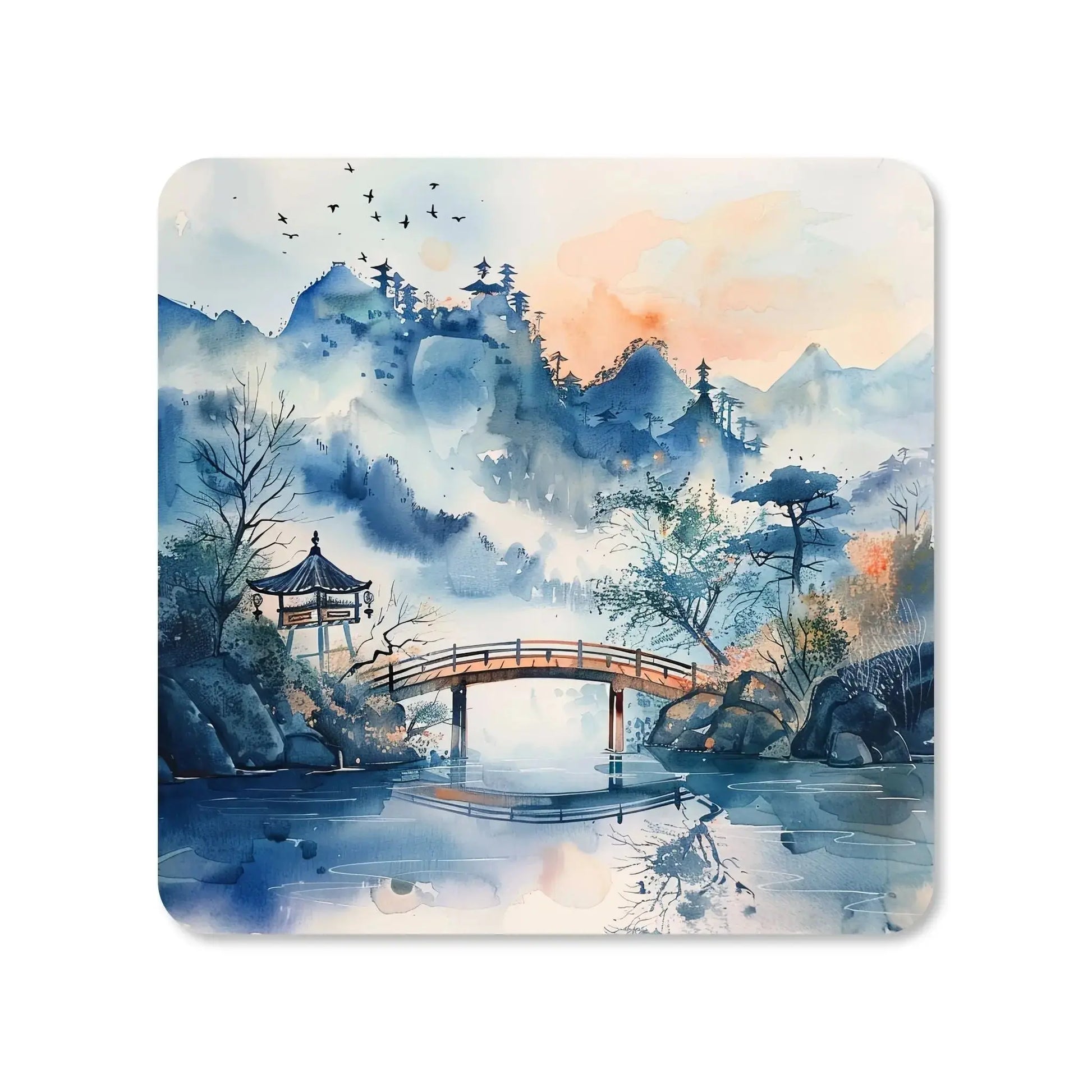 Dessous de verre carré en MDF -  Pont en arc : montagnes bleues, vol d'oiseaux, ciel nacré