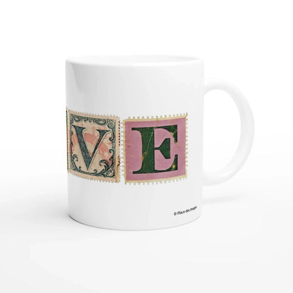 Mug cadeau avec le mot Love en lettres façon timbre poste vintage - Vue droite