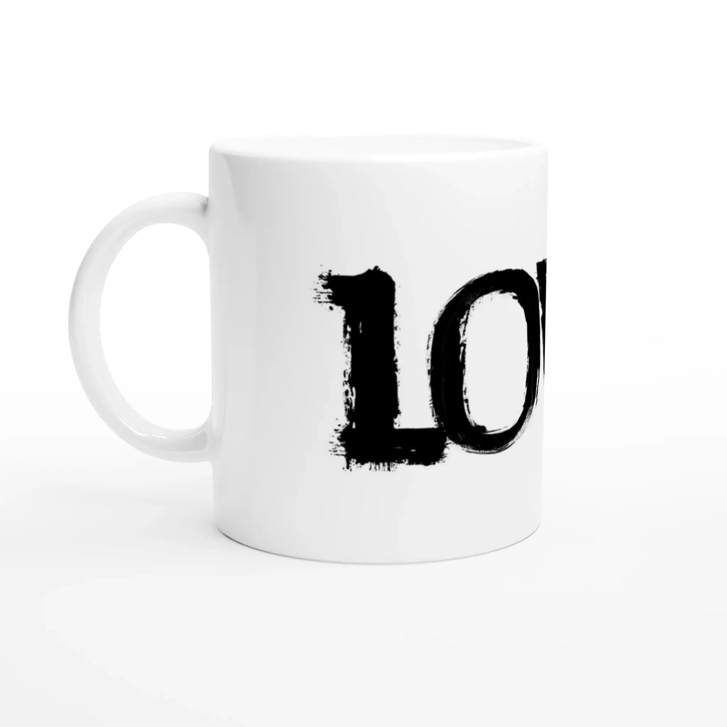 Mug cadeau avec le mot Love en lettres noires façon graffiti