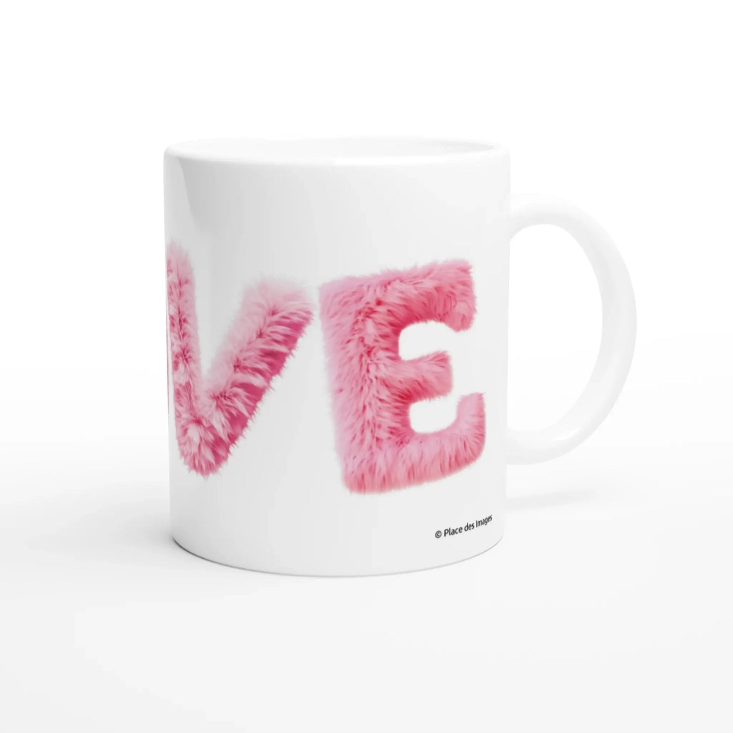 Mug cadeau  avec le mot Love en lettres roses façon fourrure - Vue droite