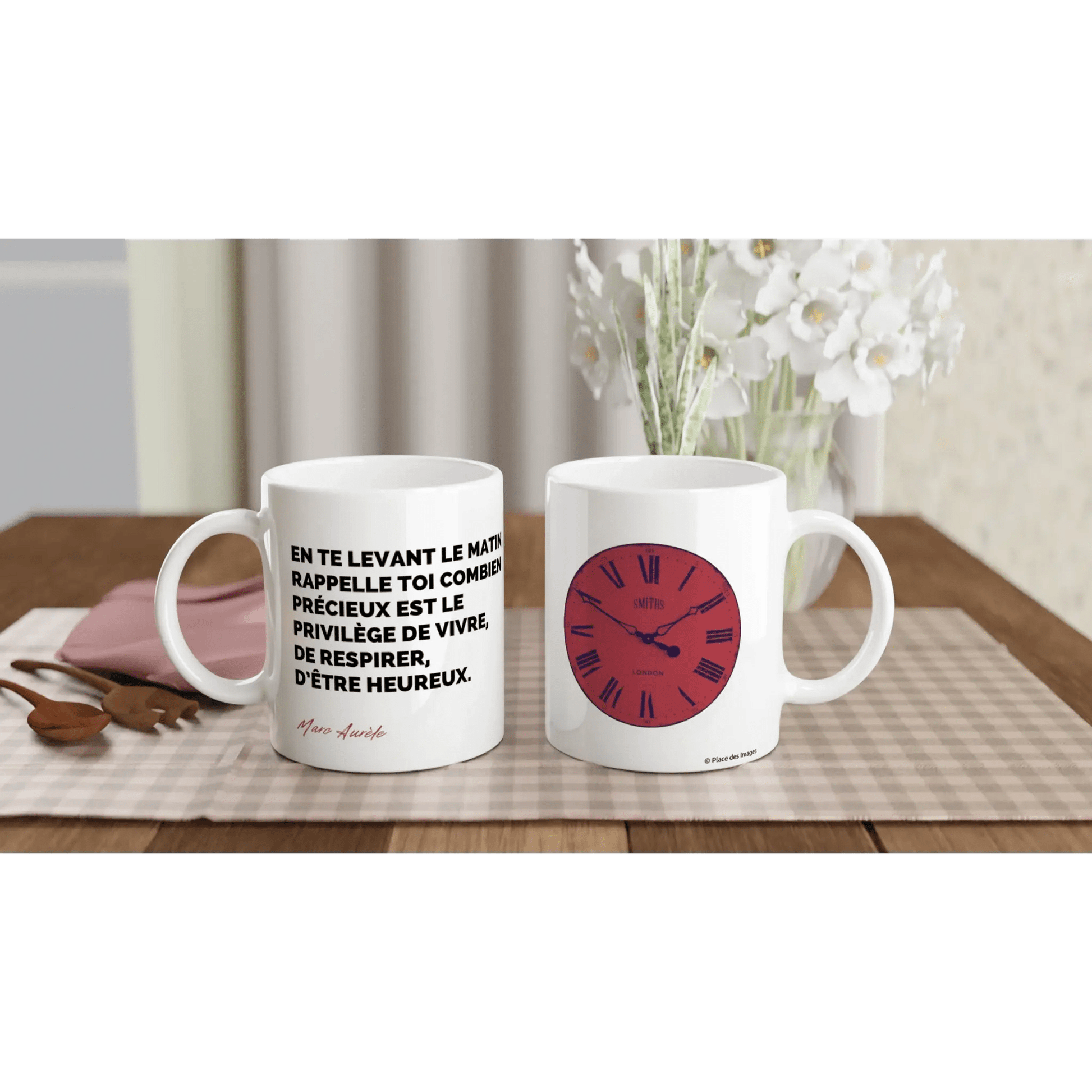 Mug / Tasse Citation de Marc Aurèle sur le moment présent (vue d'ensemble) - Place des Images